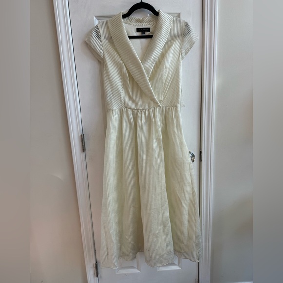 Aidan Mattox Dresses & Skirts - AIDAN MATTOX Cream A-Line Tea Length Dress Size 8